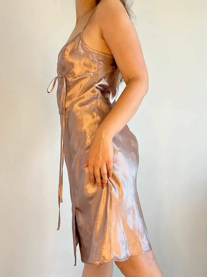 Robe vintage y2k beige en satin taille L 🐚 - photo numéro 2