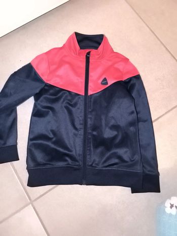 Veste de jogging k basics 6-7 ans