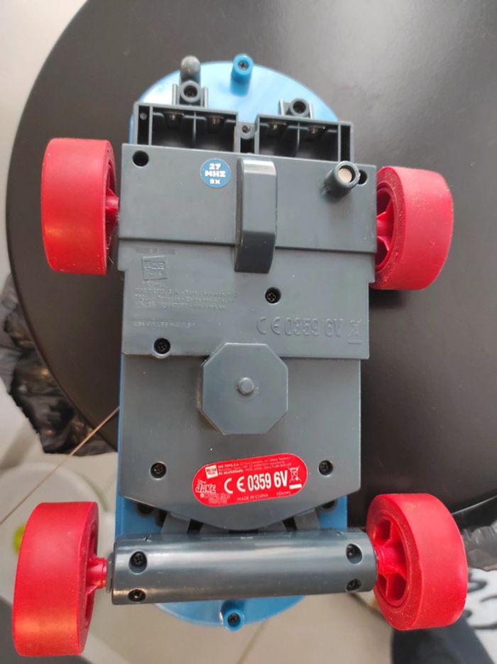 Skateboard télécommandé - photo numéro 4