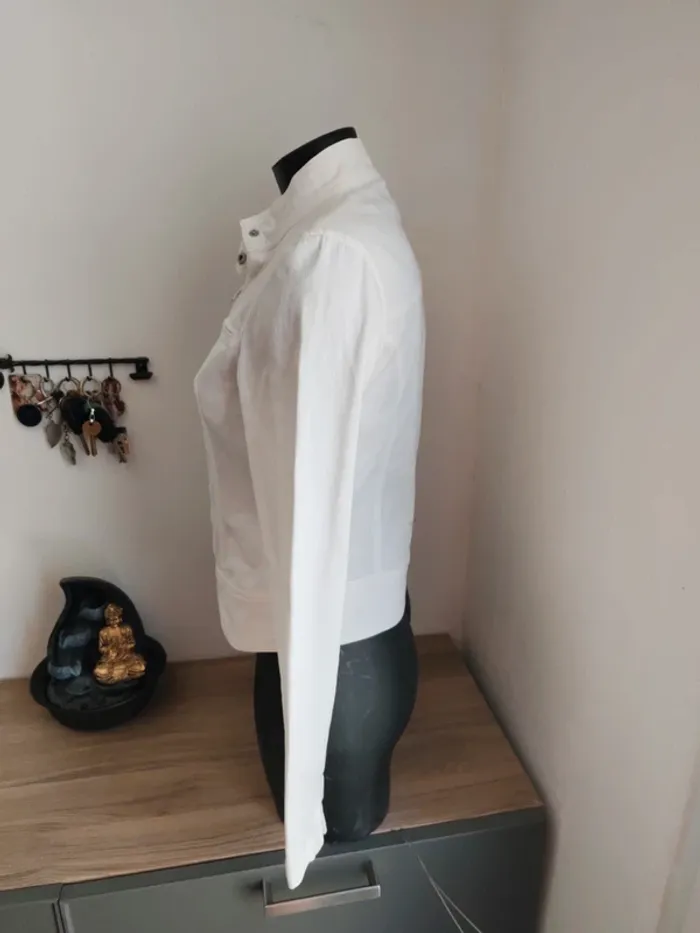 🧥 Veste femme blanche – Taille 40 – Coton majoritaire – Fermeture zippée - photo numéro 2