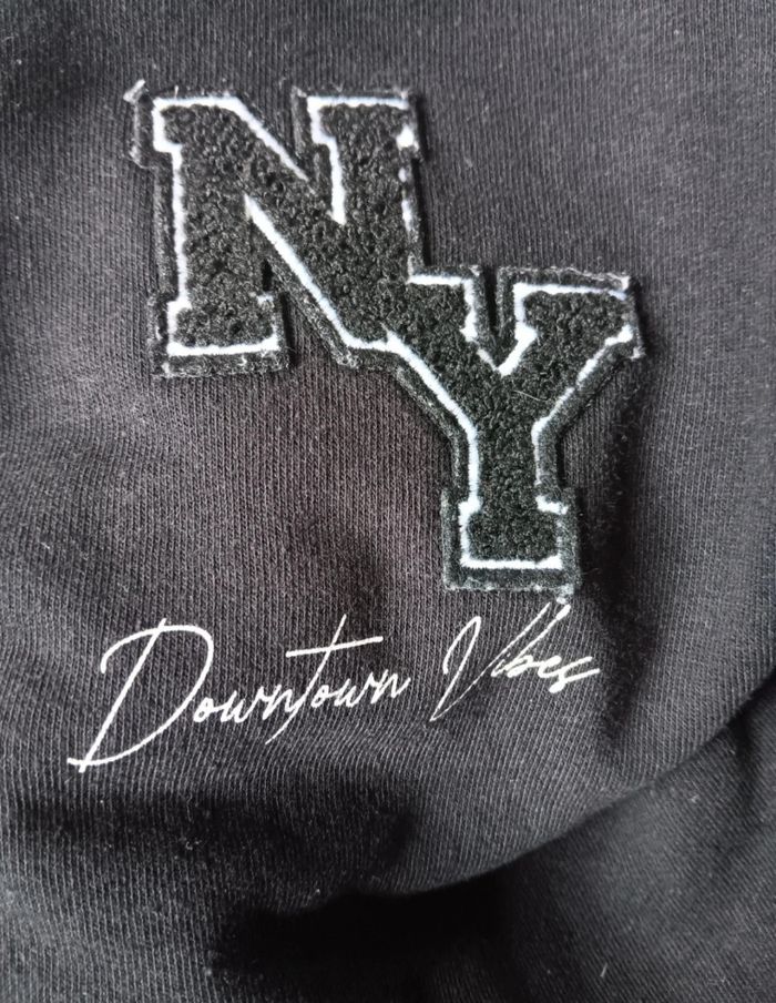 Pull a col claudine C&A 9-10ans en bon etat - photo numéro 5