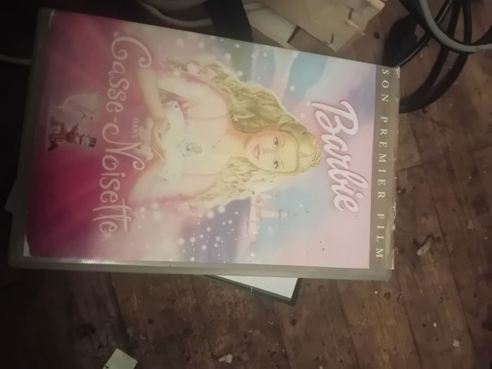 Barbie. Dans casse noisette.    vhs