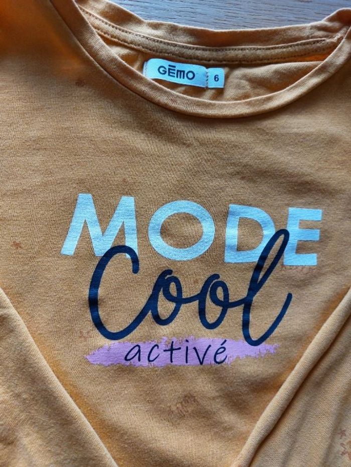 Tee shirt