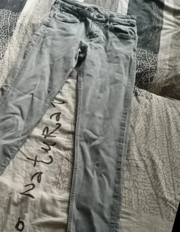 🖤 Jean Celio Skinny – Gris délavé – W28 – Réduction si lot !