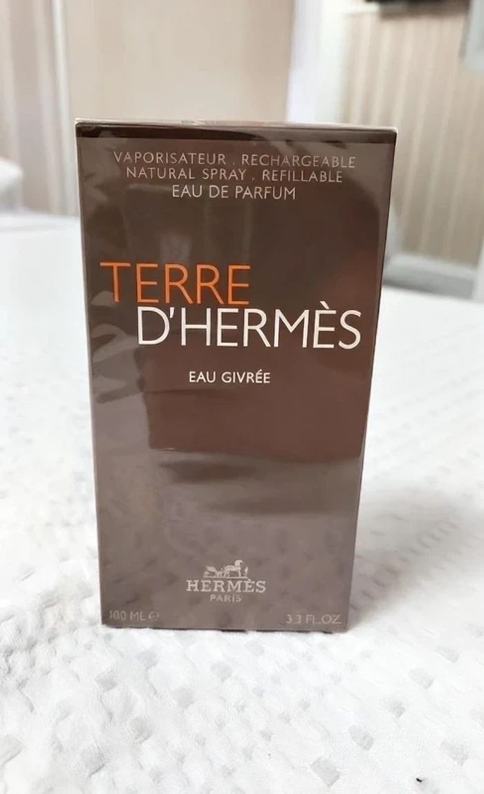 Neuf avec ṇ  étiquette·Hermès