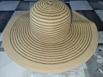 Chapeau de paille In Extenso