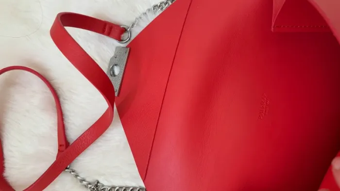 Sac à main rouge et argent - photo numéro 5
