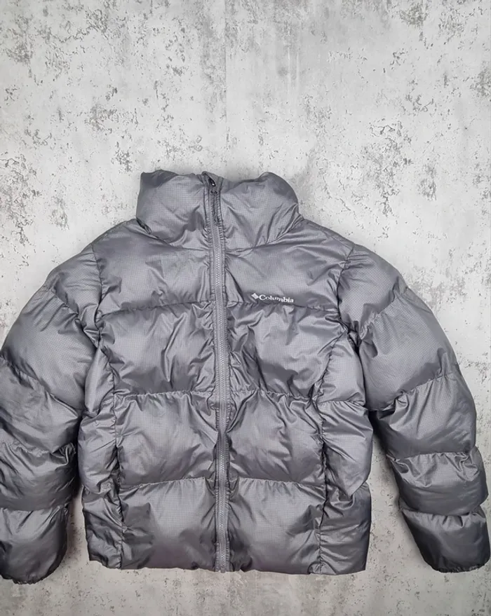Doudoune Columbia grise taille M Femme (mesures en photos)
