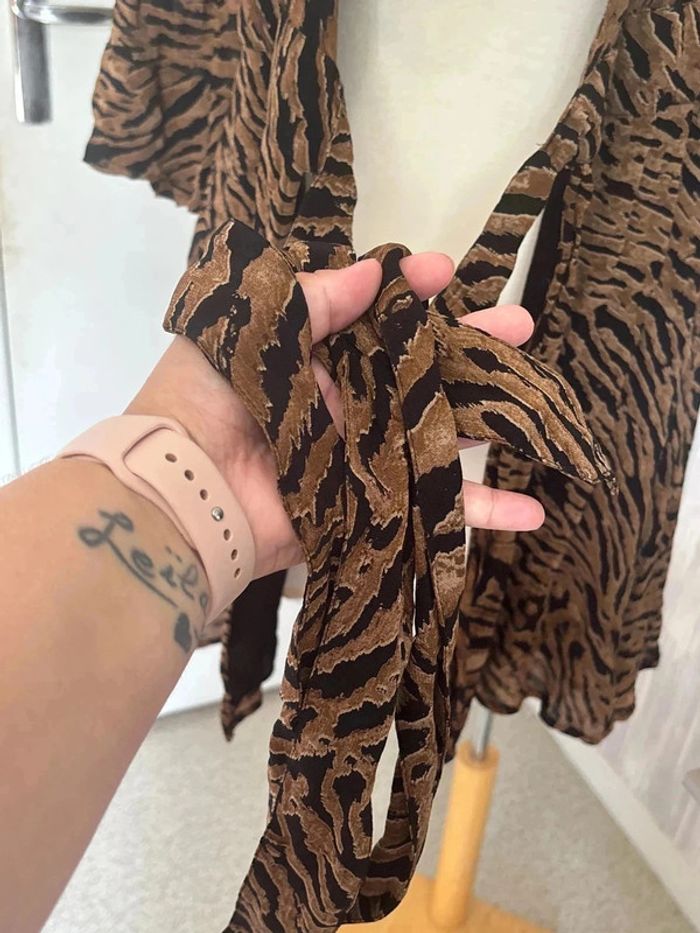 Robe taille 36 motif léopard marque ganni - photo numéro 3