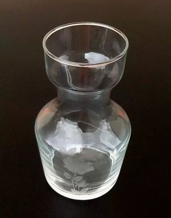 Année 1970  Carafe   Verre transparent