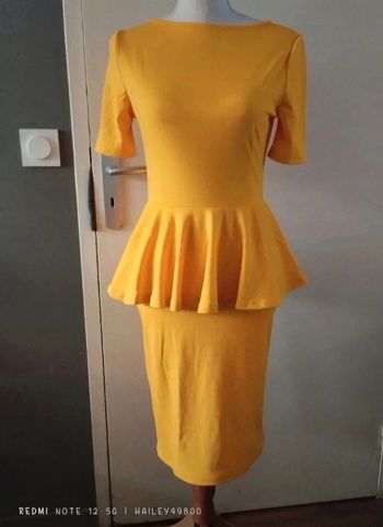 Magnifique robe moulante taille L