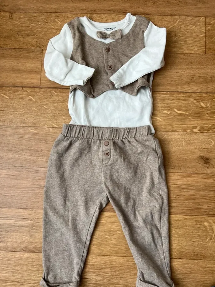 Ensemble cérémonie 18M - photo numéro 2