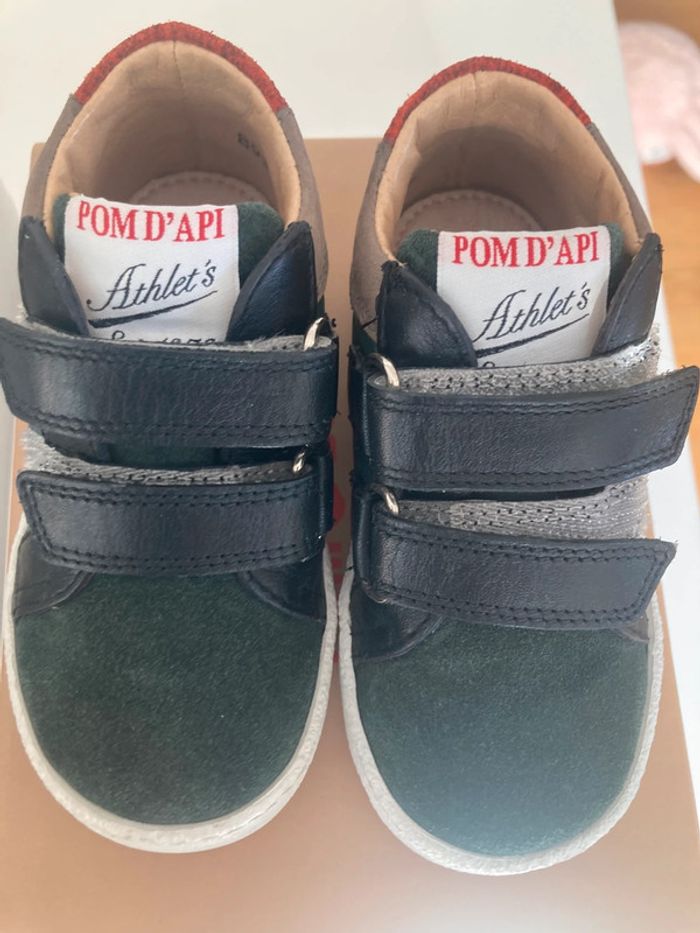Lot chaussures enfant 21 - photo numéro 2