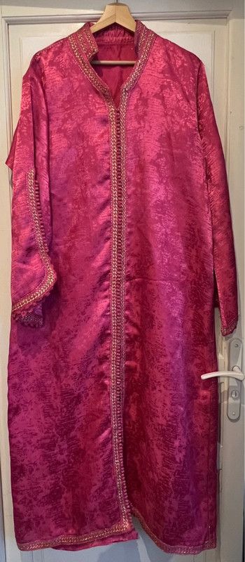 Magnifique caftan rose fête taille M/L
