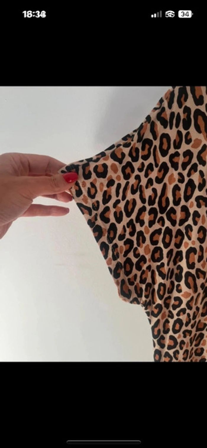 Robe léopard élégante et tendance taille 38/40 - photo numéro 4