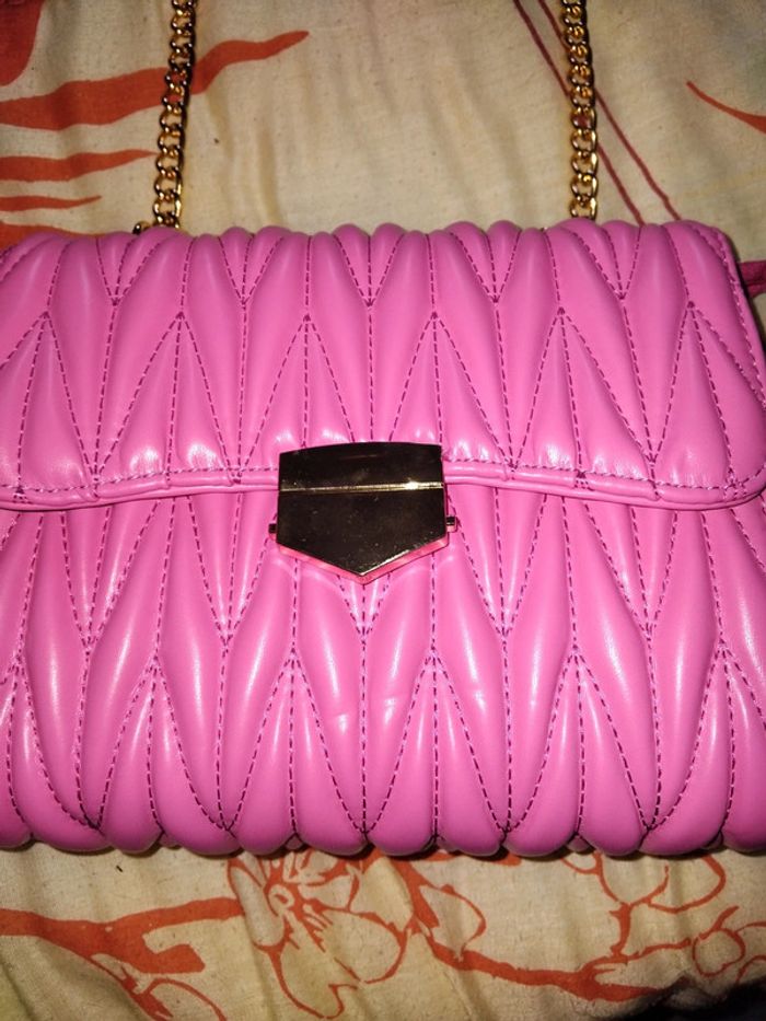 Petit sac motif en relief - photo numéro 2