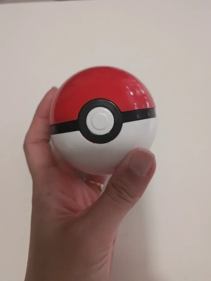 Figurine dracaufeu avec pokeball 11x16cm - photo numéro 7