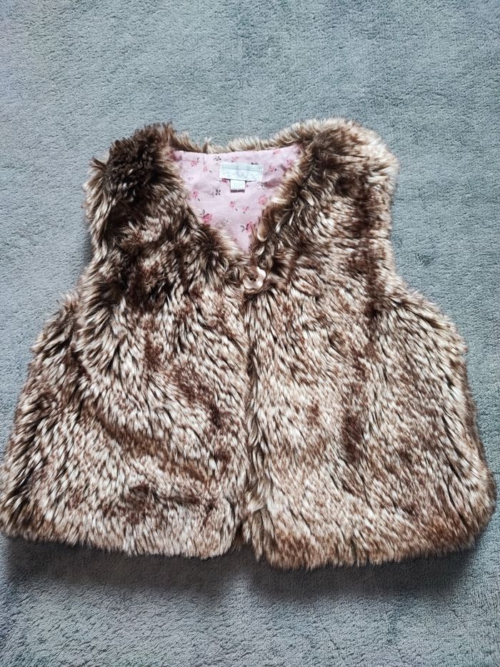 Gilet sans manches fourrure 36 mois