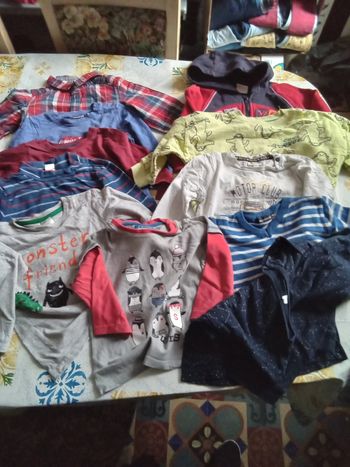 Lot vêtements garçons  t 86