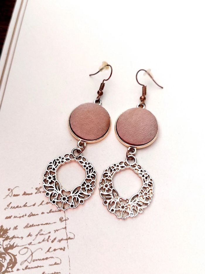 Magnifique paire de boucles d'oreilles pendantes bohème - photo numéro 2