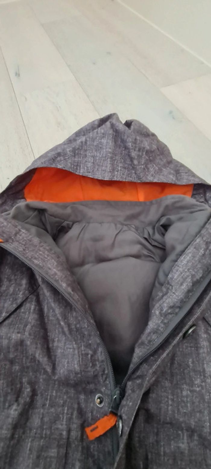 Manteau d'hiver Quechua taille 5 ans - photo numéro 3