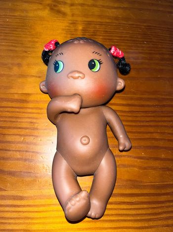 Petite poupée noire, corolle