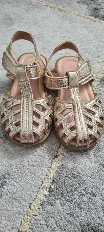Sandale dore