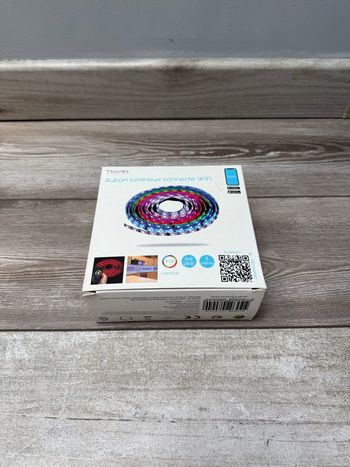 Ruban lumineux wifi.