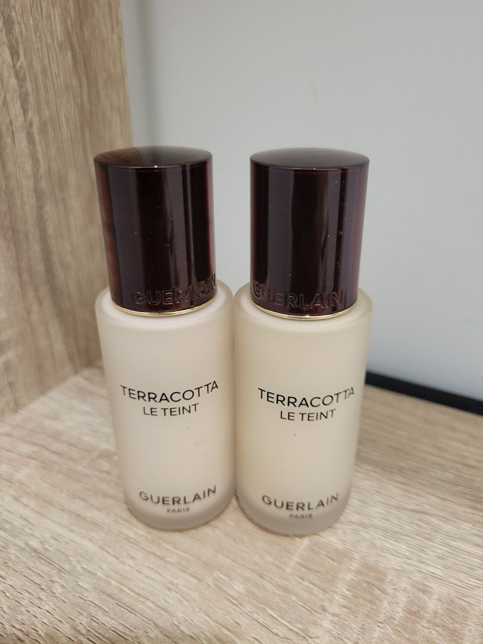Fond de teint Terracota Guerlain 45 euros/Pièce - photo numéro 2