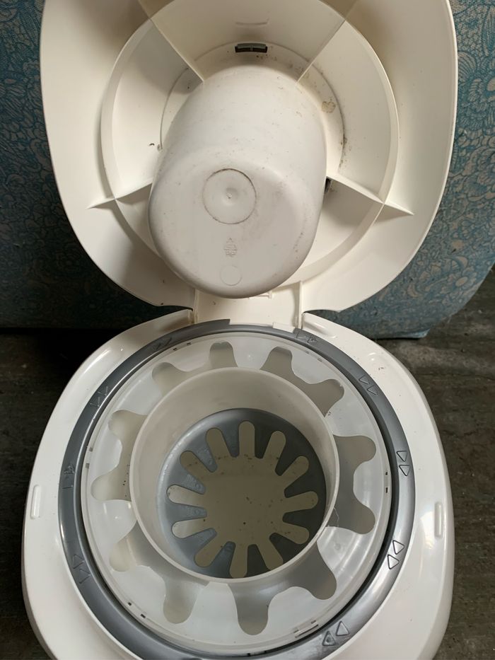 Poubelle à couches - photo numéro 3