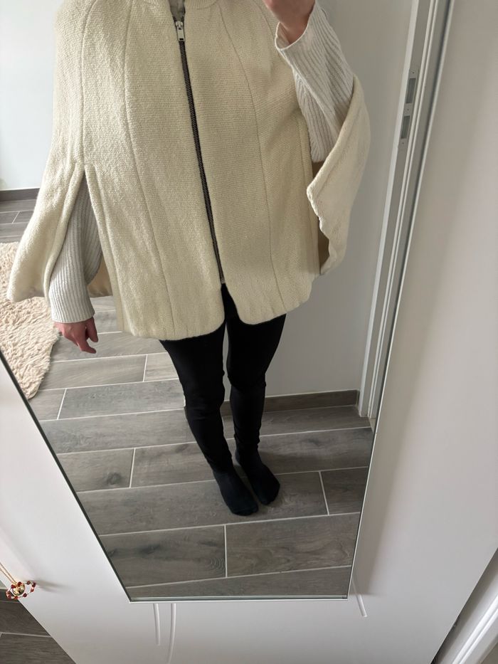 Manteau cape écru - photo numéro 3