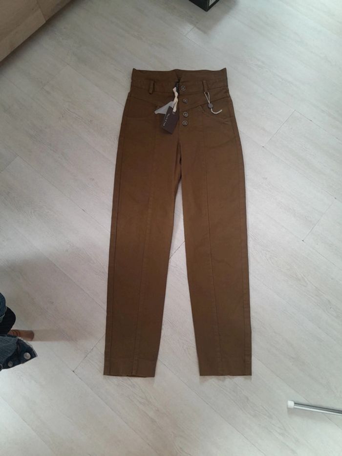 Pantalon taille haute Malina Grace neuf avec étiquette