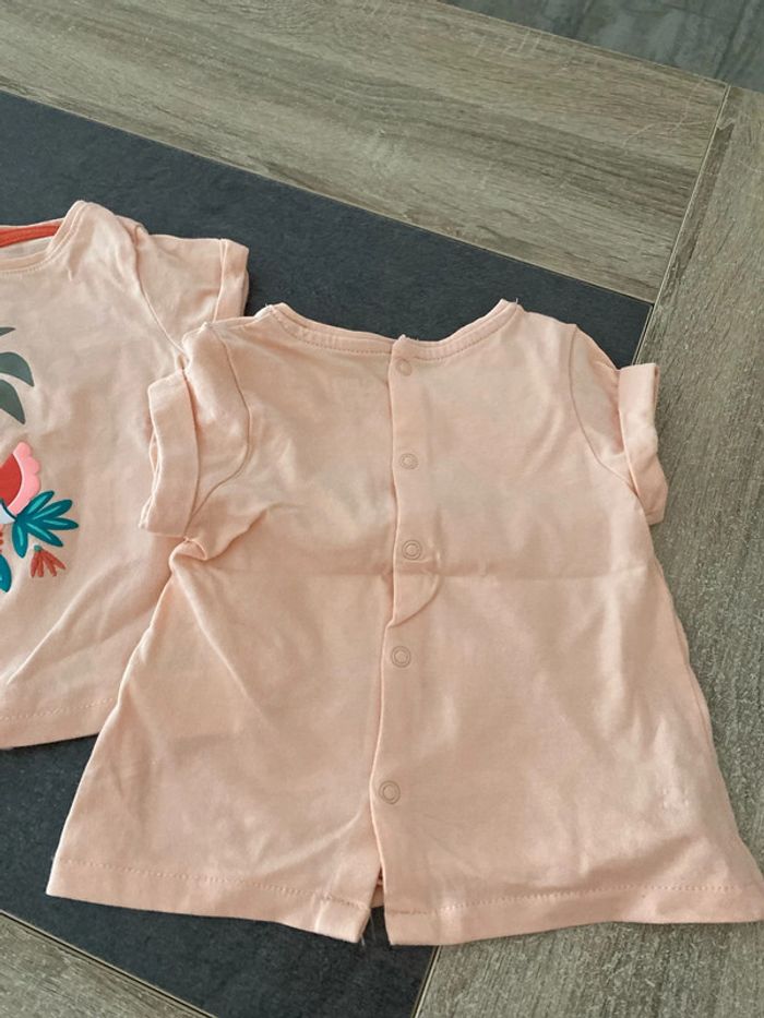 Lot de 2 t shirt obaibi 6 mois - photo numéro 2