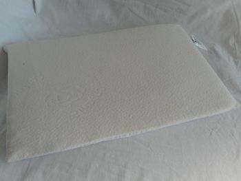 Coussin inclinateur pour lit bébé - P'tit Lit