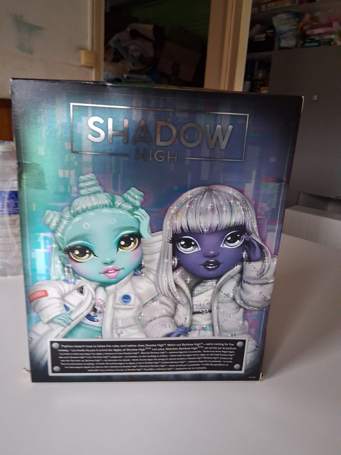 Poupée Rainbow high - photo numéro 2