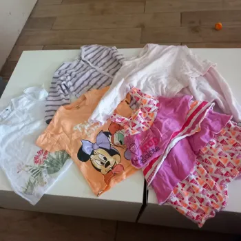 Lot vêtements 12 mois