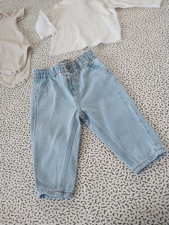 Lot bébé 6 mois garçon – Bout’Chou, Kiabi, H&M – Jean + body + t-shirt ML