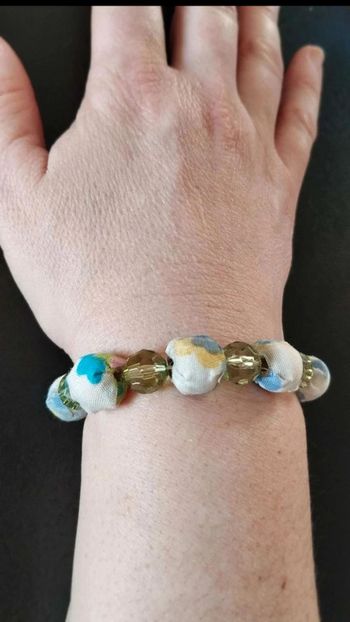 Bracelet  élastique  bleu  et vert