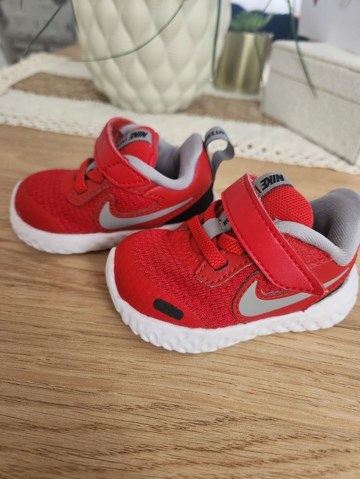 Baskets Nike 17 - photo numéro 5