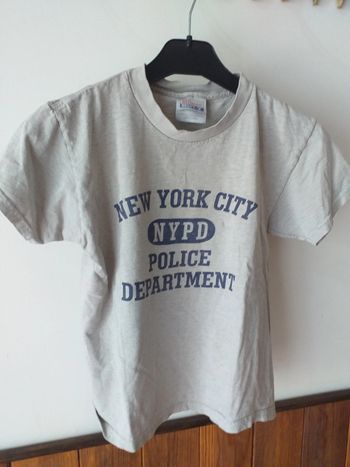 Tee-shirt gris inscription "NYPD"