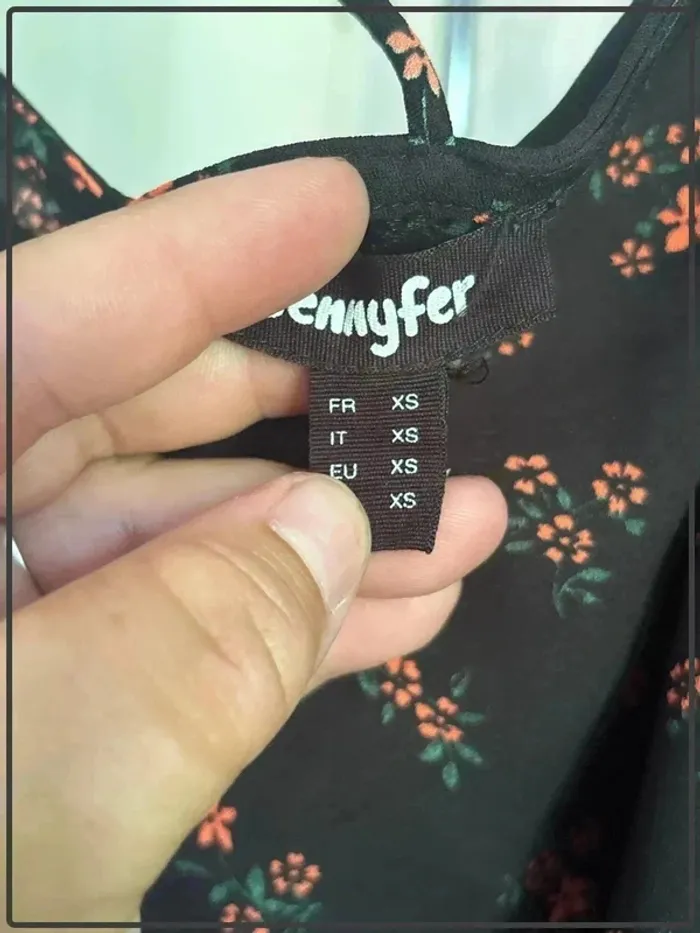 Très jolie top fleurie taille 34 marque Jennyfer * - photo numéro 4