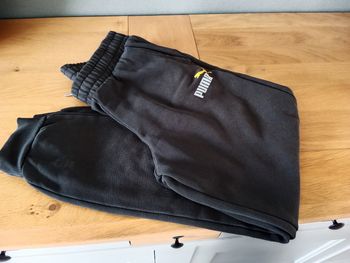 Jogging noir puma 14ans