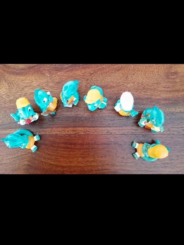 Lot de 8 figurines les dinosaures Kinder Ferrero 1995 - photo numéro 3