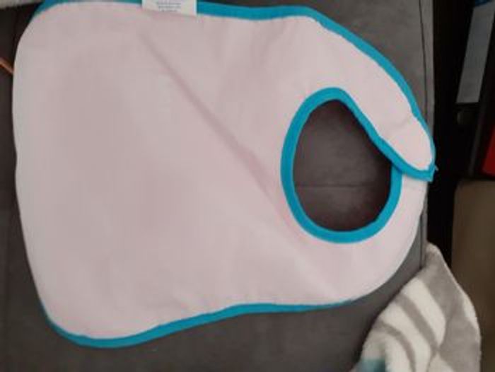 Bavoir - photo numéro 2