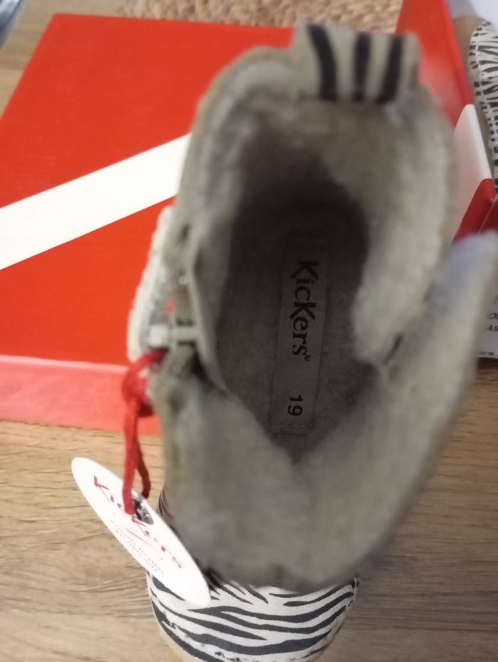 Kickers neuves pour fille en taille 19 - photo numéro 6