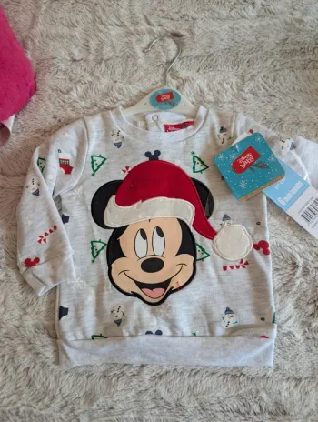 Sweatshirt neuf. 6 mois. Disney. Mickey. Noel