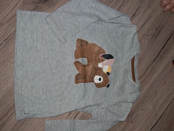 Tee shirt