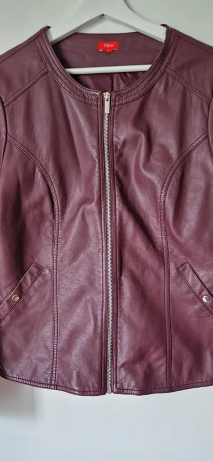 Veste bordeau - photo numéro 2