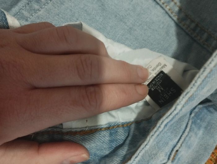Jeans femme troué shein taille M - photo numéro 3