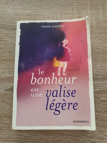 Le bonheur est une valise légère